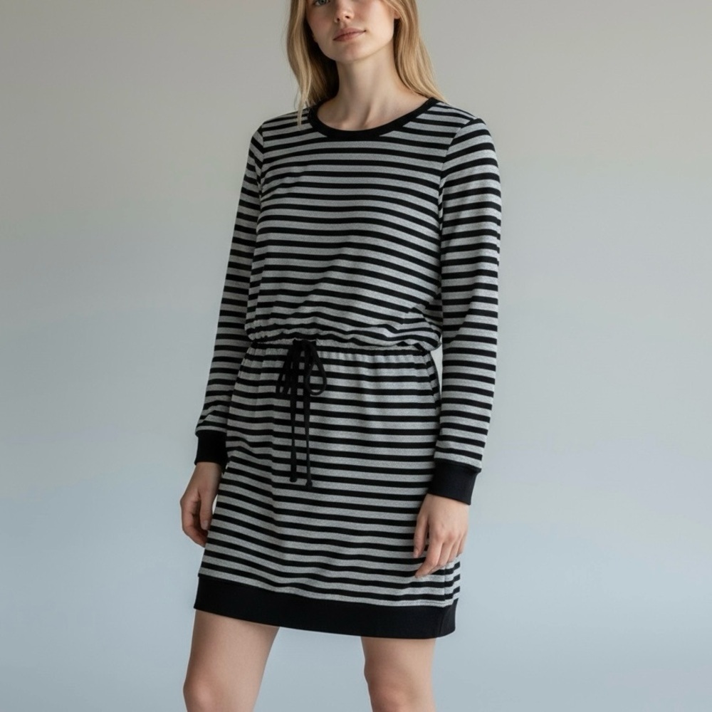 Neesha Knit Casual‎ Dress in Black and Grey Stripe Women's Size S